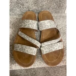 Corky’s Lydia Grey Leopard Slide Sandal, 9